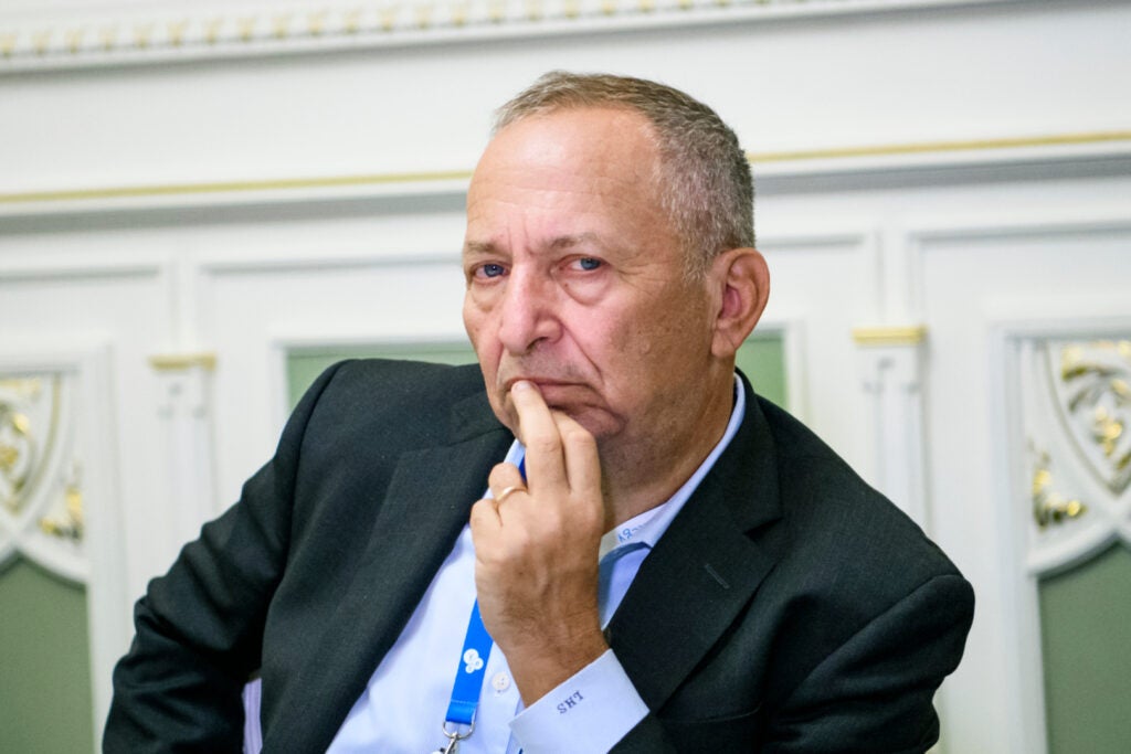 inflation-larry-summers-nixon-era-risks