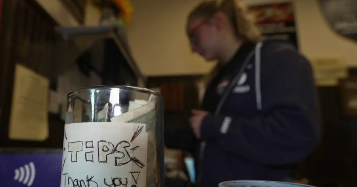 tipped-minimum-wage-debate