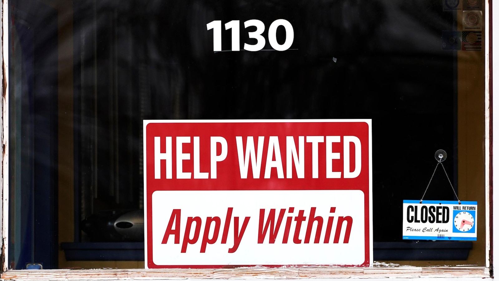 jobless-claims-decline-economic-strength