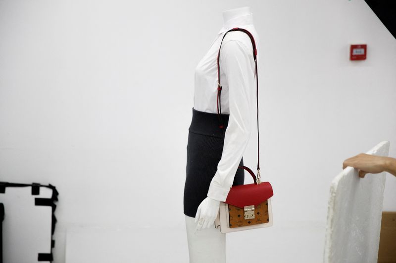 china-price-wars-luxury