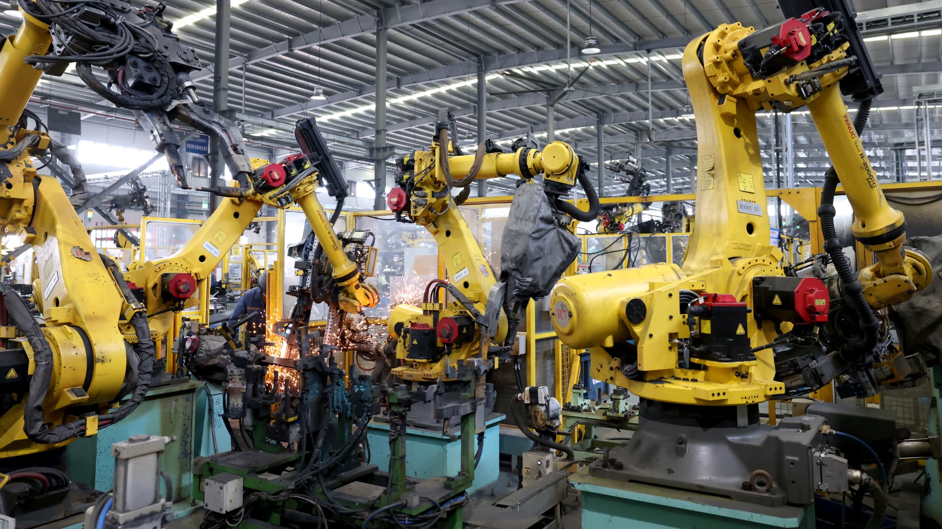 china-industrial-profits-july-2023